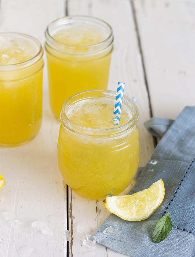 Ready for a twist on the original? This refreshing Hawaiian lemonade is simple to whip up. Serve it for something special, or for a warm evening at home.