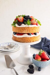 Simple genoise sponge cake recipe (Mary Berry’s)