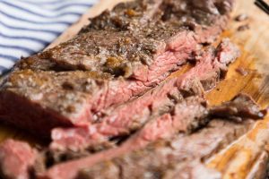 How to broil skirt or flank steak